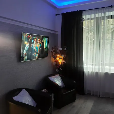 Apartment 22 Loop